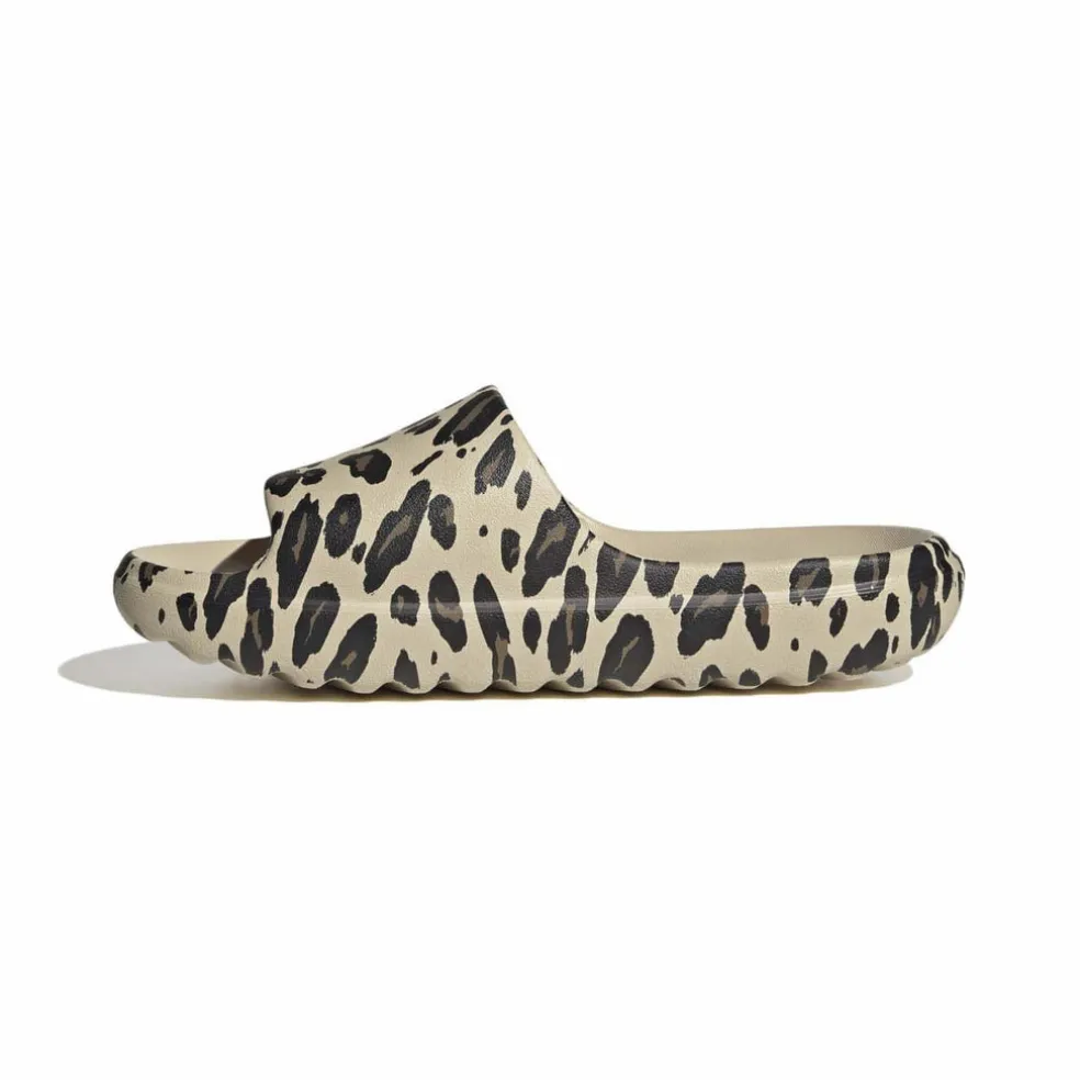 adilette lumia slippers