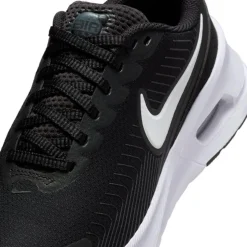 Air Max Nuaxis sneakers