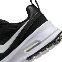 Air Max Nuaxis sneakers