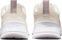 Air Max Nuaxis sneakers
