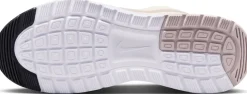 Air Max Nuaxis sneakers