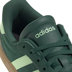 breaknet sleek suede