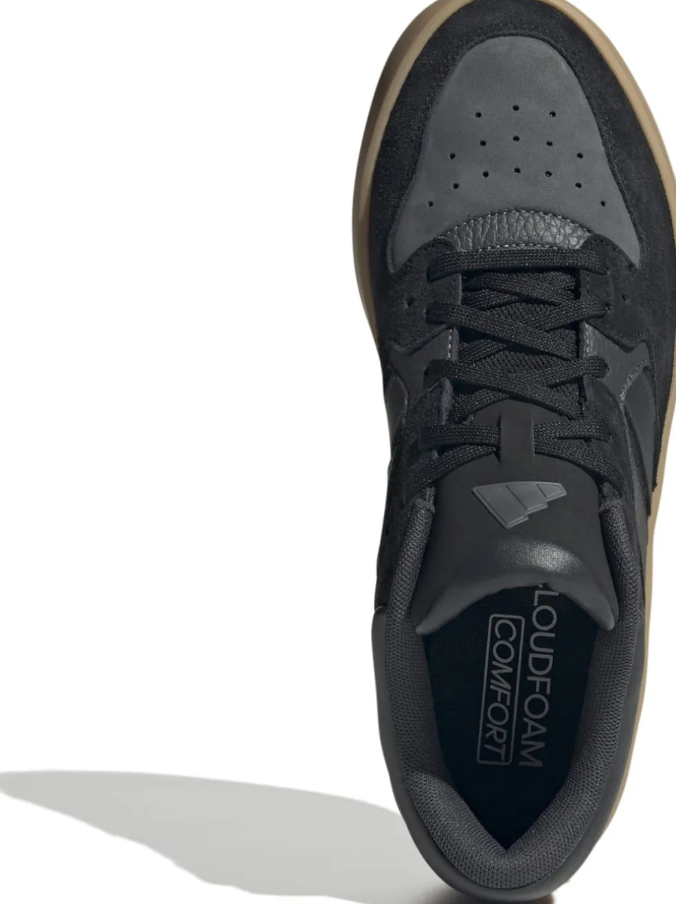 Court 24 sneakers