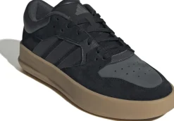 Court 24 sneakers
