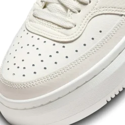 Court Vision Alta sneakers
