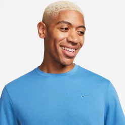 Dri-FIT Primary t-shirt