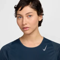 Dri-FIT Race shirt