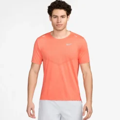 Dri-FIT Rise 365 t-shirt