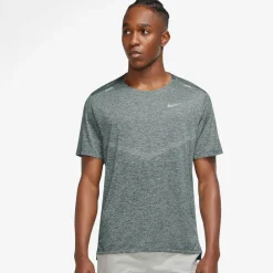 Dri-FIT Rise 365 t-shirt