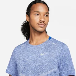 Dri-FIT Rise 365 t-shirt