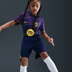 Dri-FIT Strike