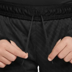 Dri-FIT Strike kids short
