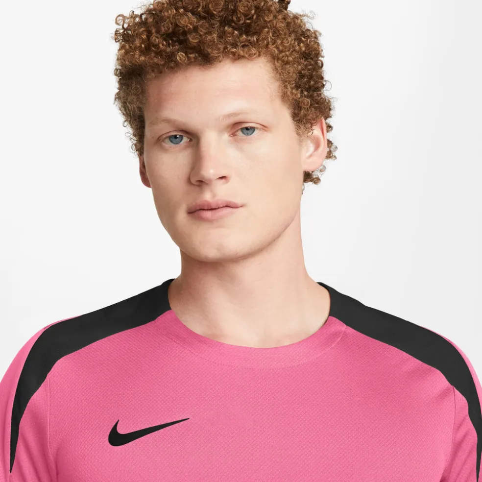 Dri-FIT Strike shirt