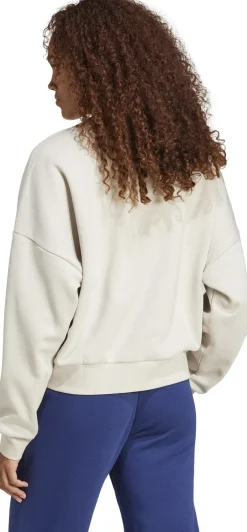 Essentials Small Logo Feelcozy Sweatshirt