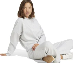 Essentials Small Logo Feelcozy Sweatshirt