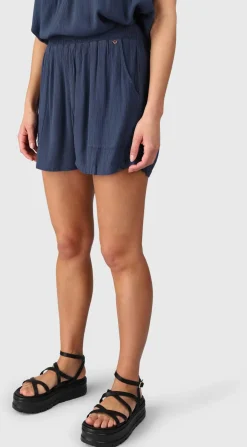 Essia Women Shorts