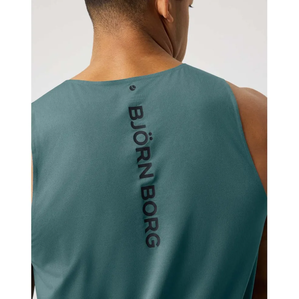 feather tank
