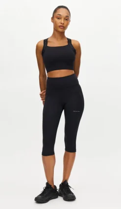 flattering high waist capri legging