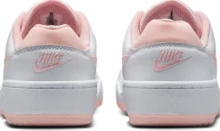 Full Force sneakers
