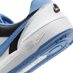Full Force sneakers