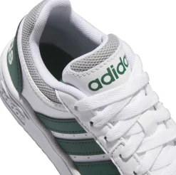 Hoops sneakers