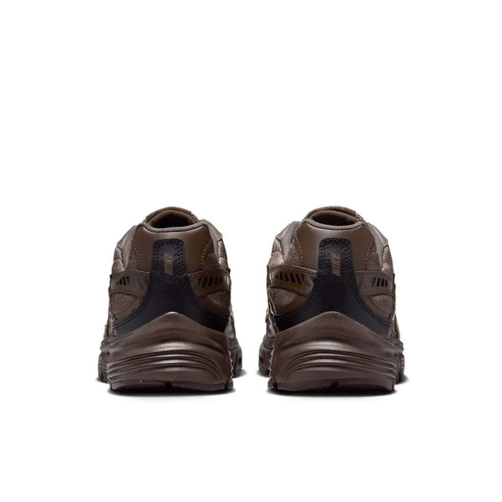 initiator schoenen