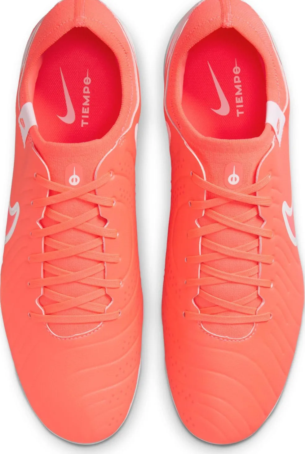 LEGEND 10 PRO FG Nockenfußballschuh