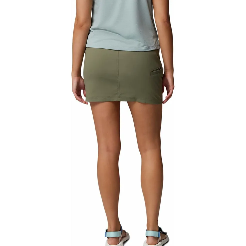 leslie falls skort