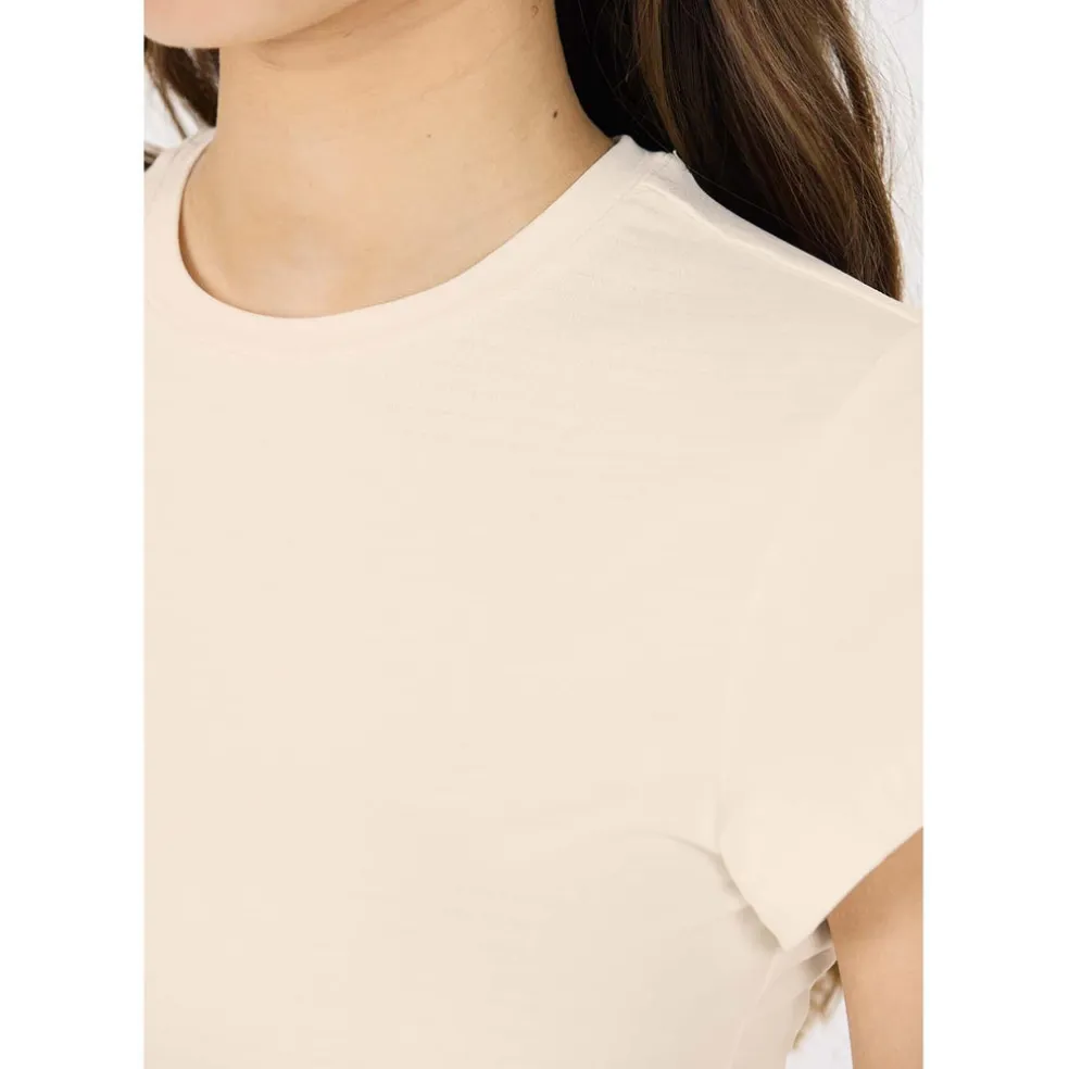 Mia T-shirt
