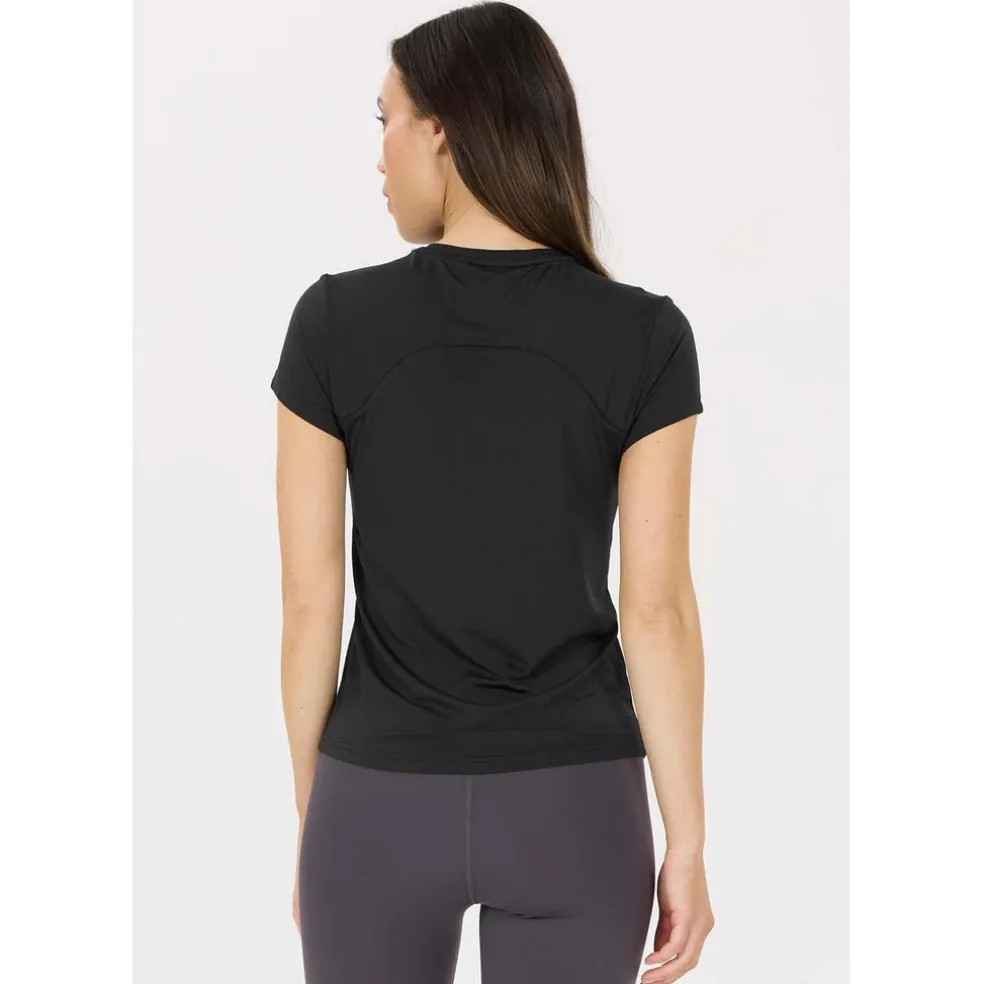 Mia T-shirt