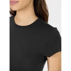 Mia T-shirt