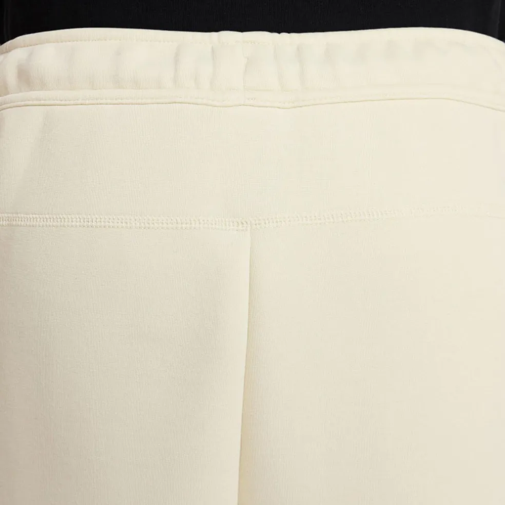 M Nk Tch Flc Short Shorts