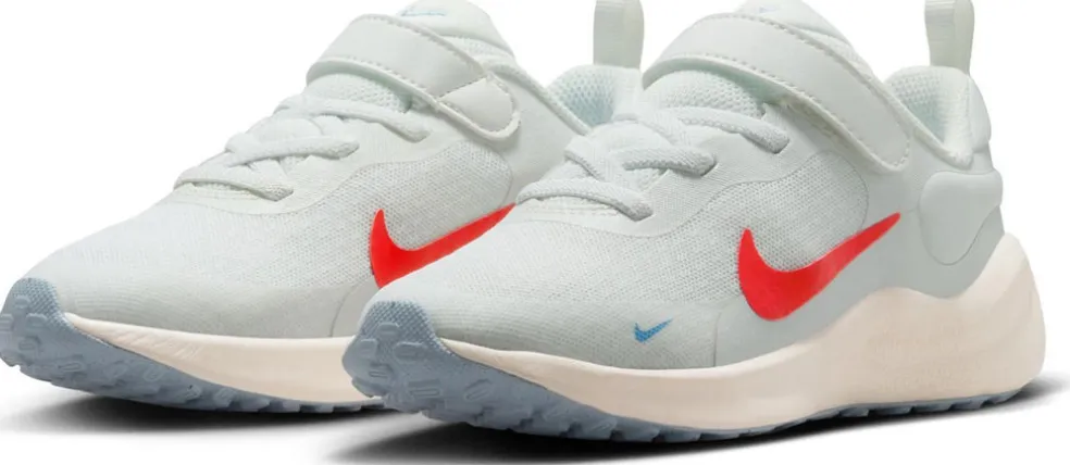 NIKE REVOLUTION 7 (PSV)
