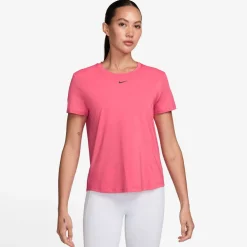 One Classic shortsleeve shirt