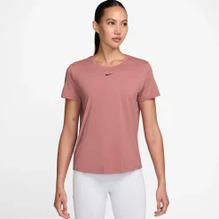 One Classic shortsleeve shirt