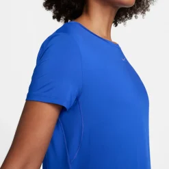 One Classic shortsleeve shirt