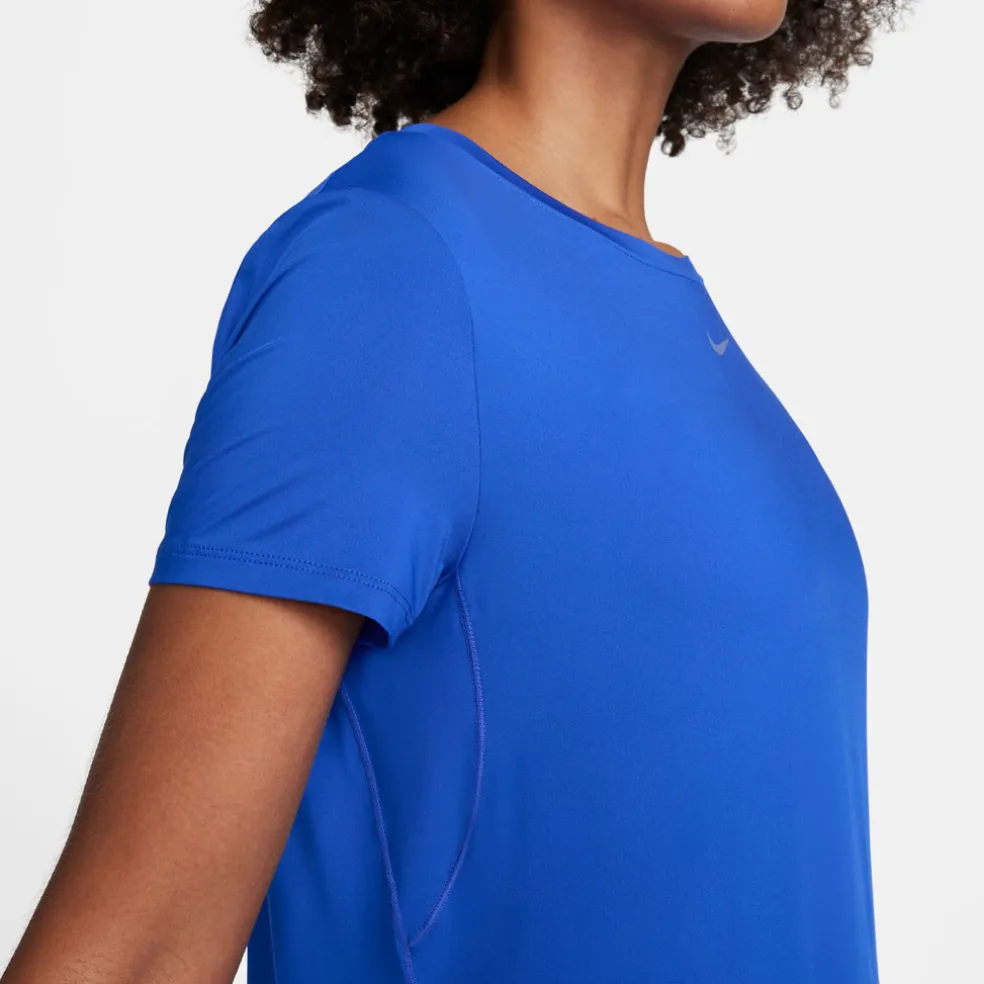One Classic shortsleeve shirt