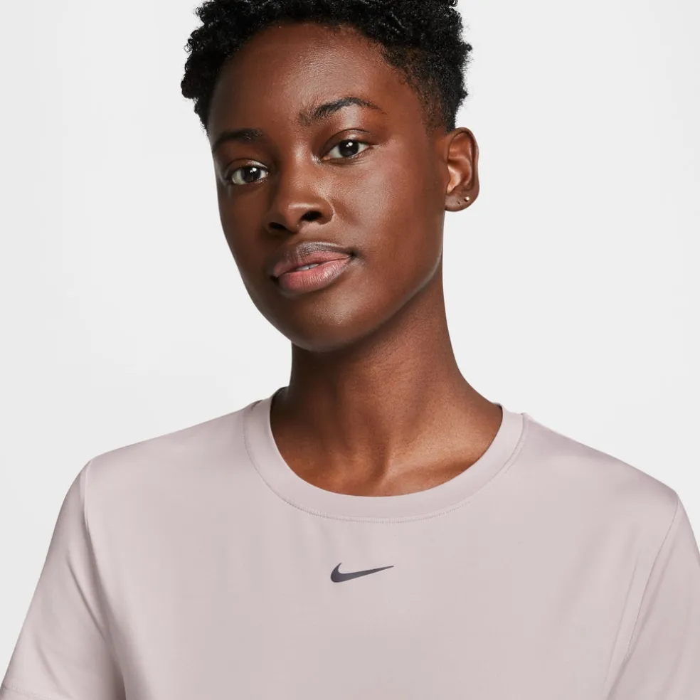 One Classic shortsleeve shirt
