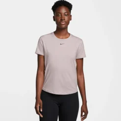 One Classic shortsleeve shirt
