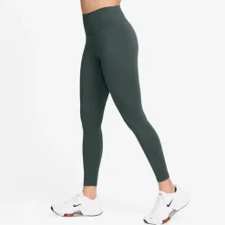 One Dri-FIT legging