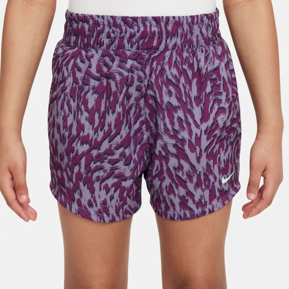 One Woven short