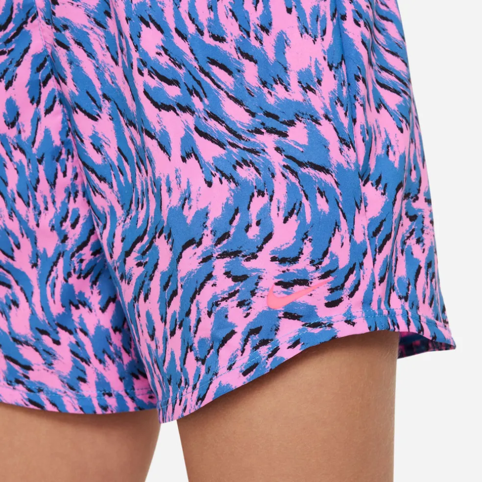 One Woven short