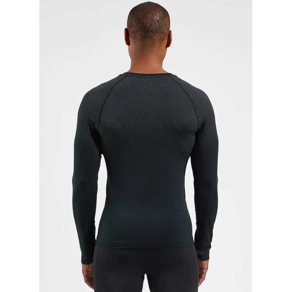 performance light longsleeve