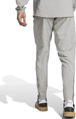 Real Madrid Tiro 25 Competition Vis Tech Reisbroek
