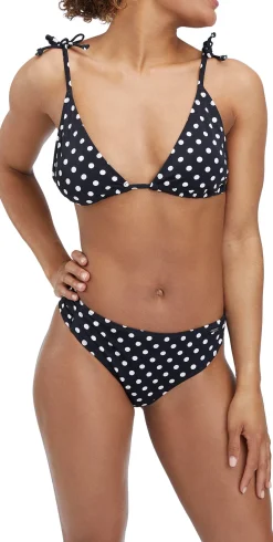 Samira bikini