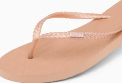 Seaside Twist