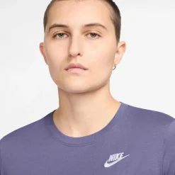 Sportswear Club Essentials T-shirt