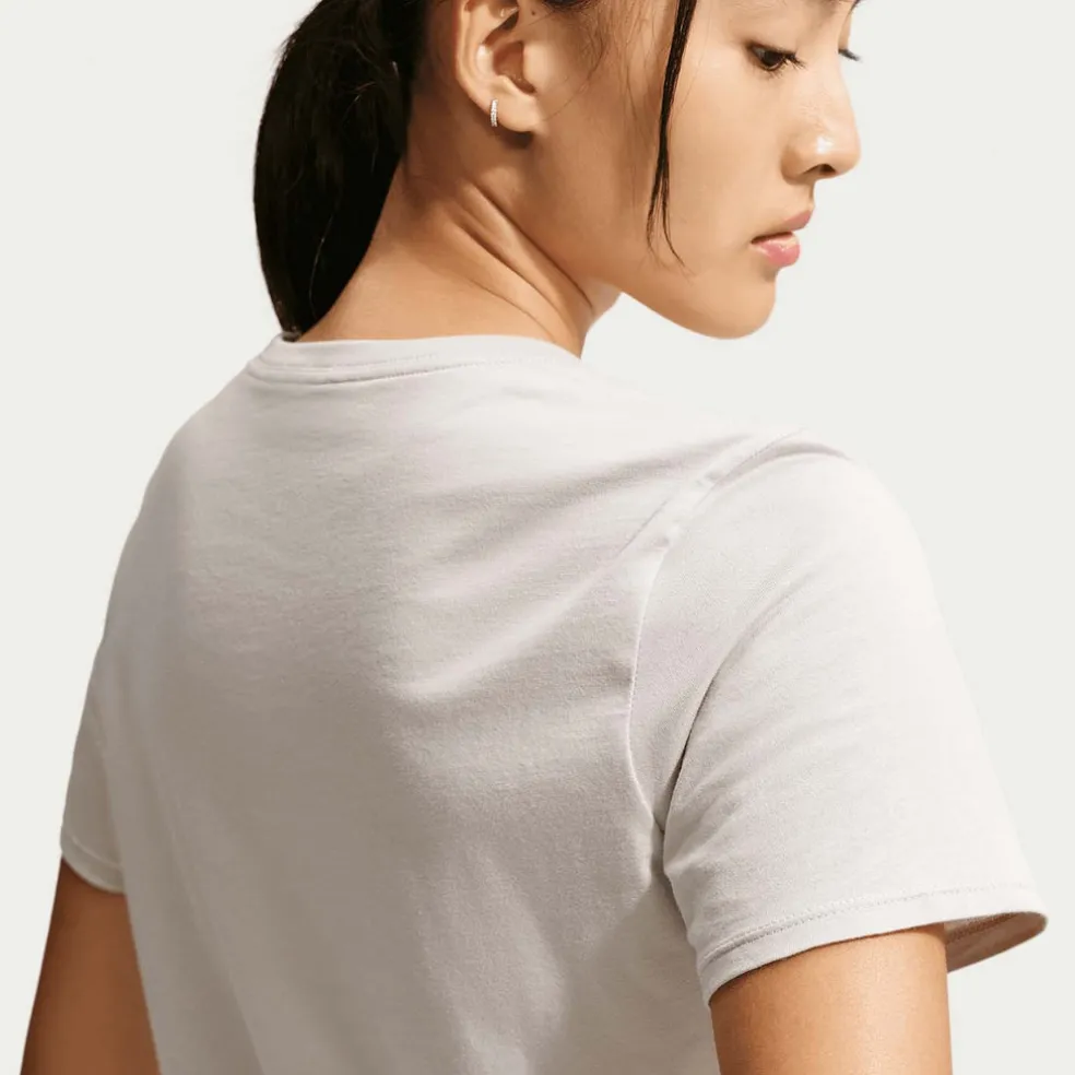 Sportswear Club Essentials T-shirt