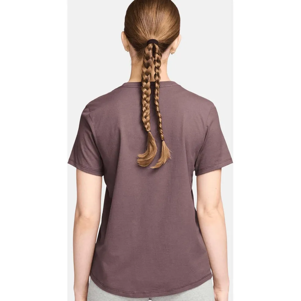 Sportswear Club Essentials T-shirt