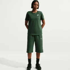 Sportswear Club Essentials T-shirt
